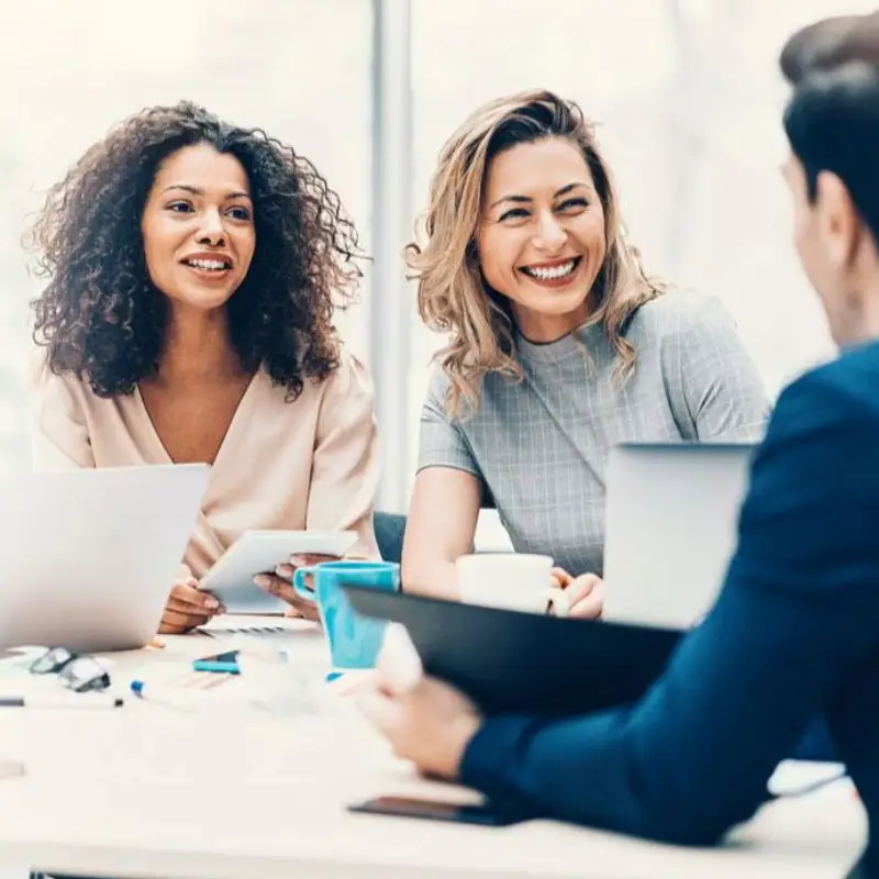 Firmenveranstaltungen und Konferenzen Firmenveranstaltungen und Konferenzen