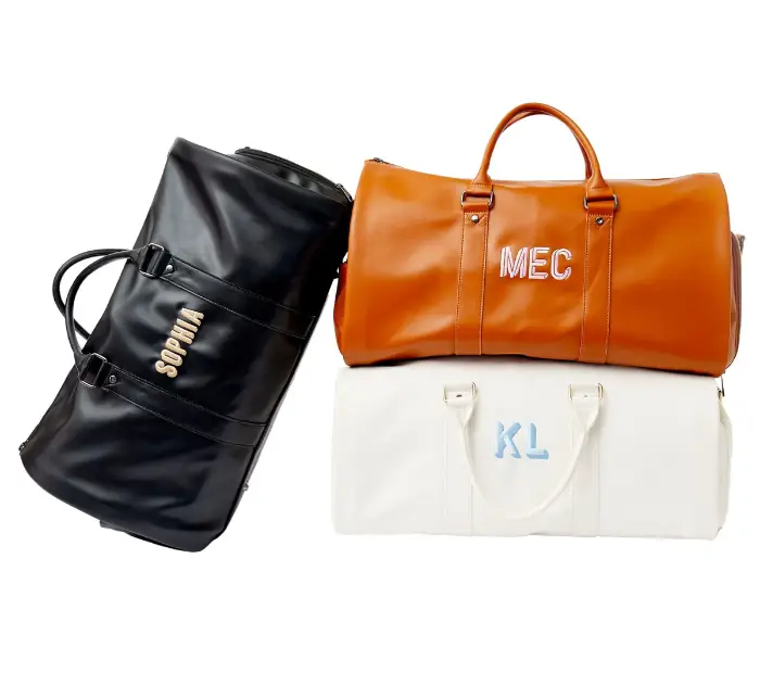 Reisetasche mit Monogramm