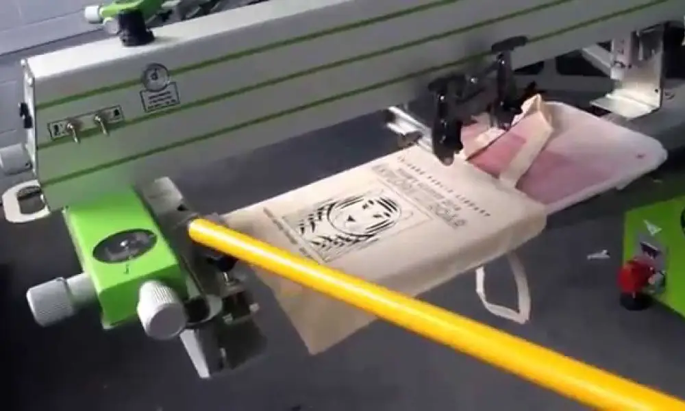 Hochpräzise Schneidemaschinen