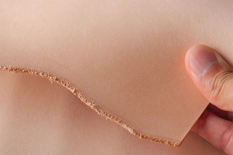 Einfluss von Ledergewicht und -dicke auf Produkte