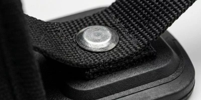 3. 頑丈なスチール製リベット補強ツールバッグハンドル根元