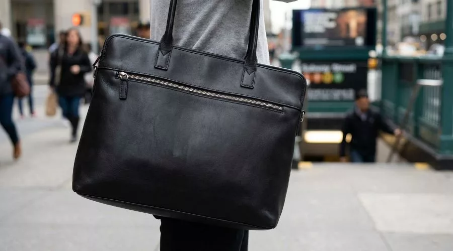 Pendlertasche mit Reißverschluss