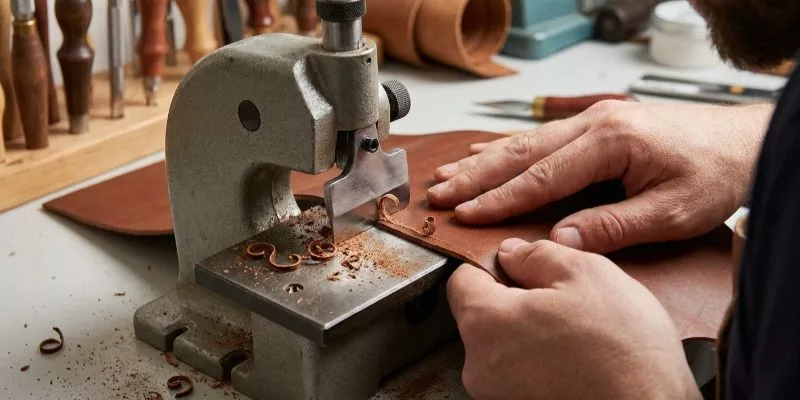 Leather Skiving Tech